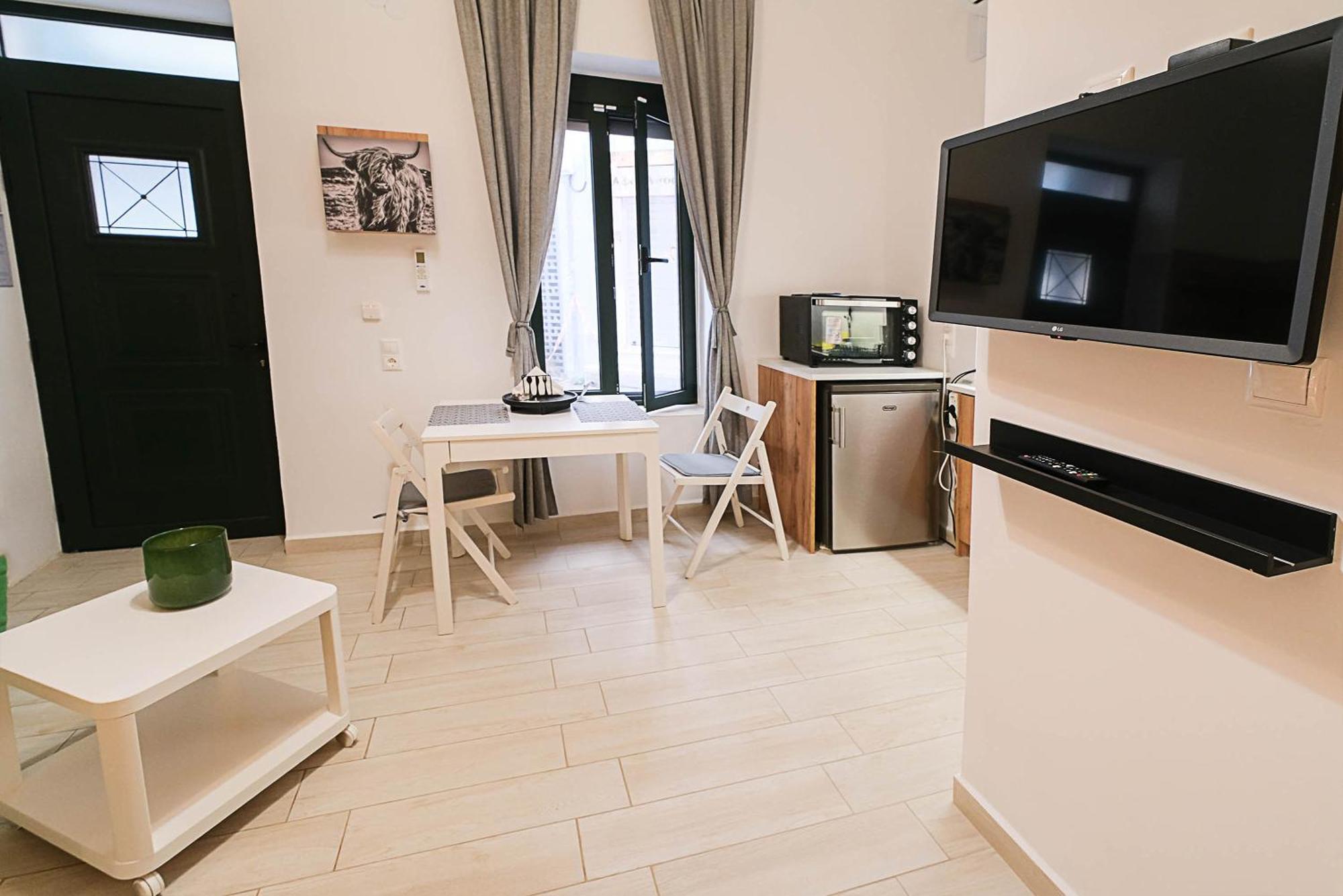 Irene Apartment & Irene Studio - City Center Héraklion Extérieur photo