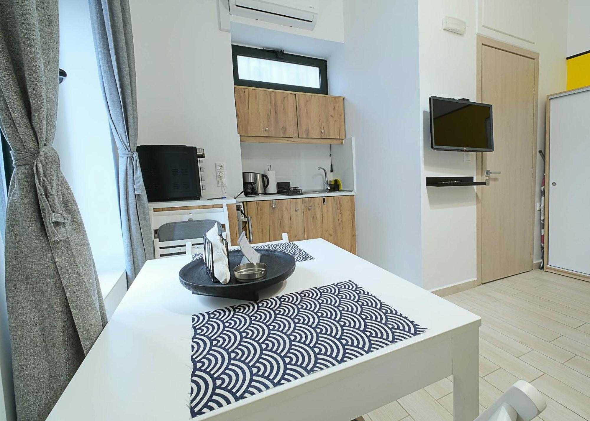 Irene Apartment & Irene Studio - City Center Héraklion Extérieur photo
